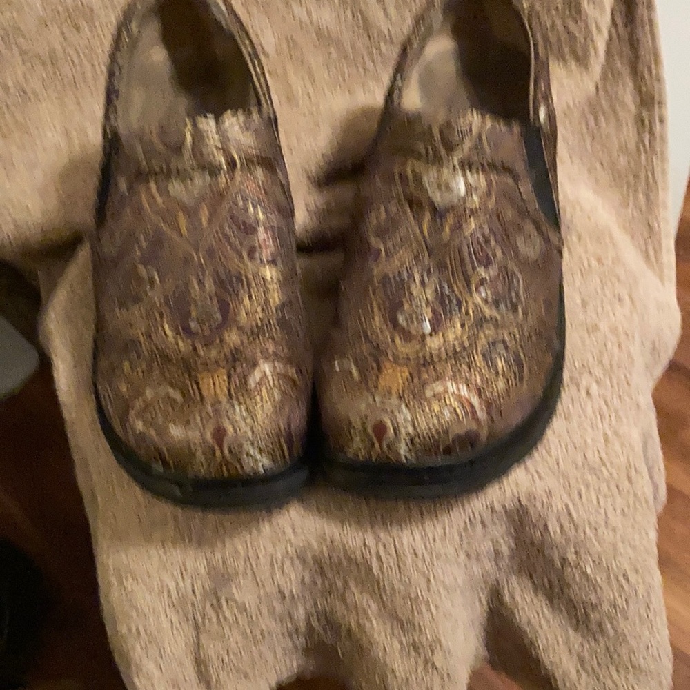 Barely worn
